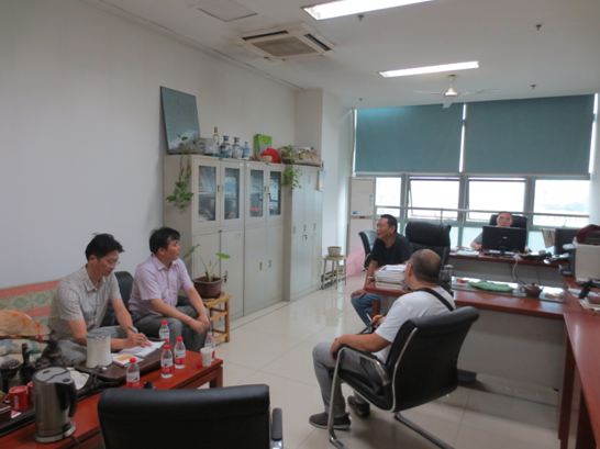 与安徽医科大学杨载民主任的交流现场